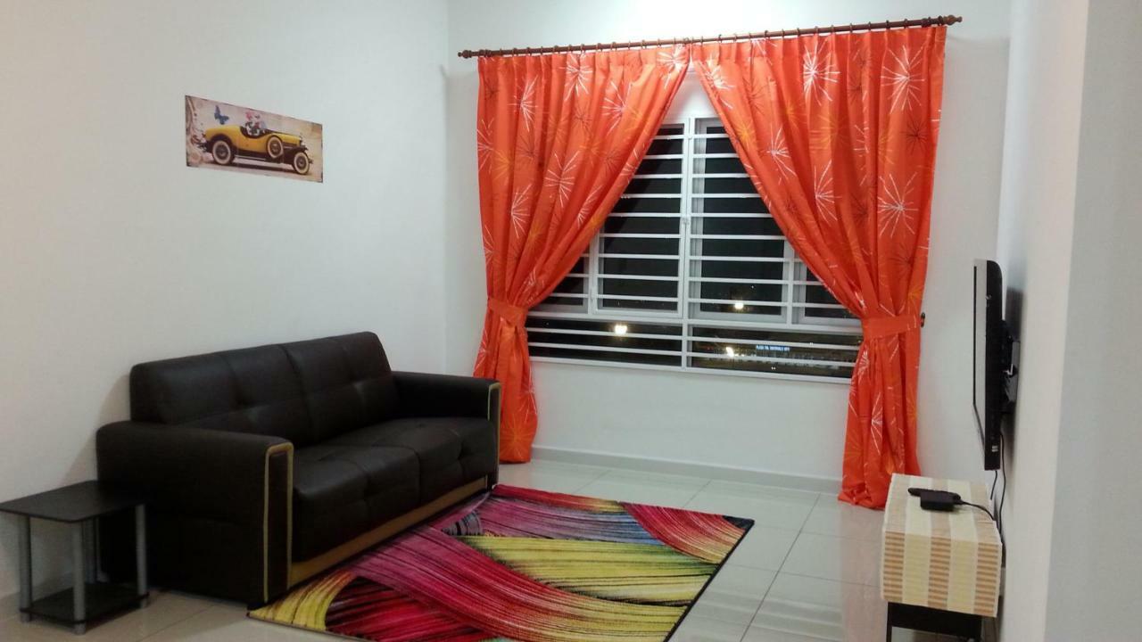 Az @ Southville * Bangi